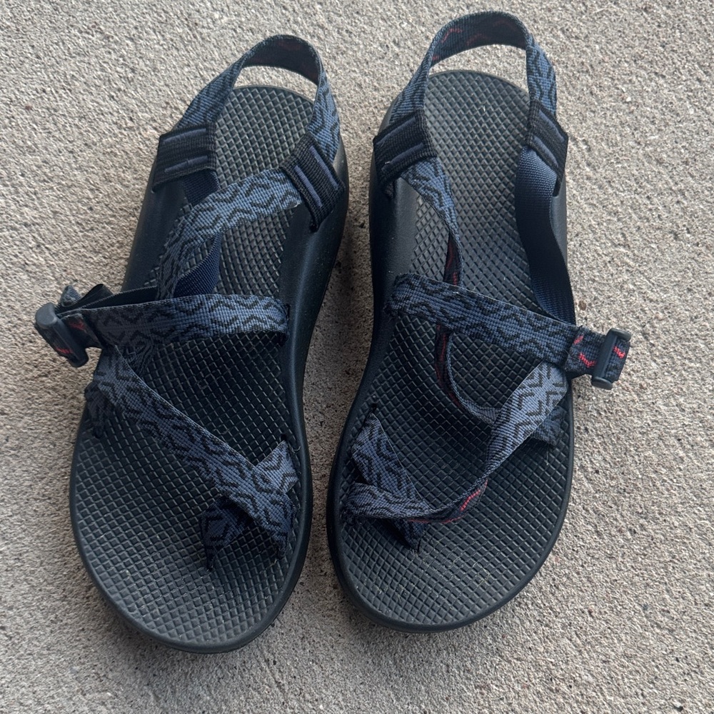 Chaco Black and Gray Z/2 sandals